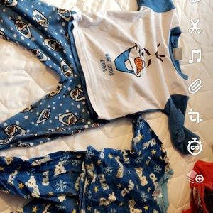 Toddler clothes  2 t